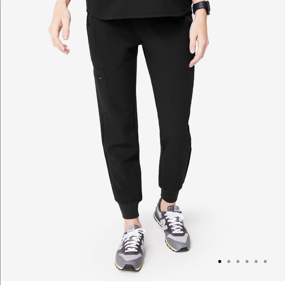 Zamora Figs S black joggers